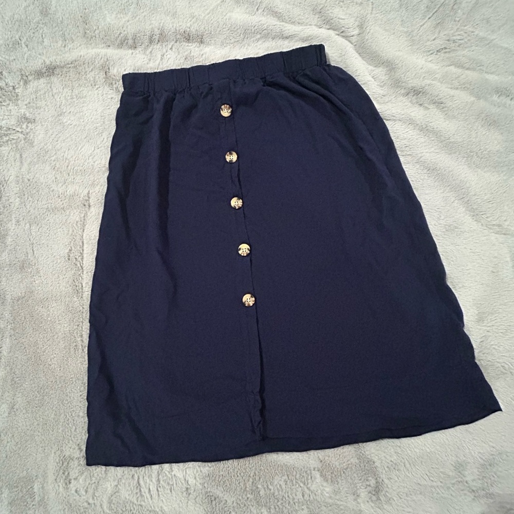 Casual Concepts Navy Button-Front Flowy Skirt